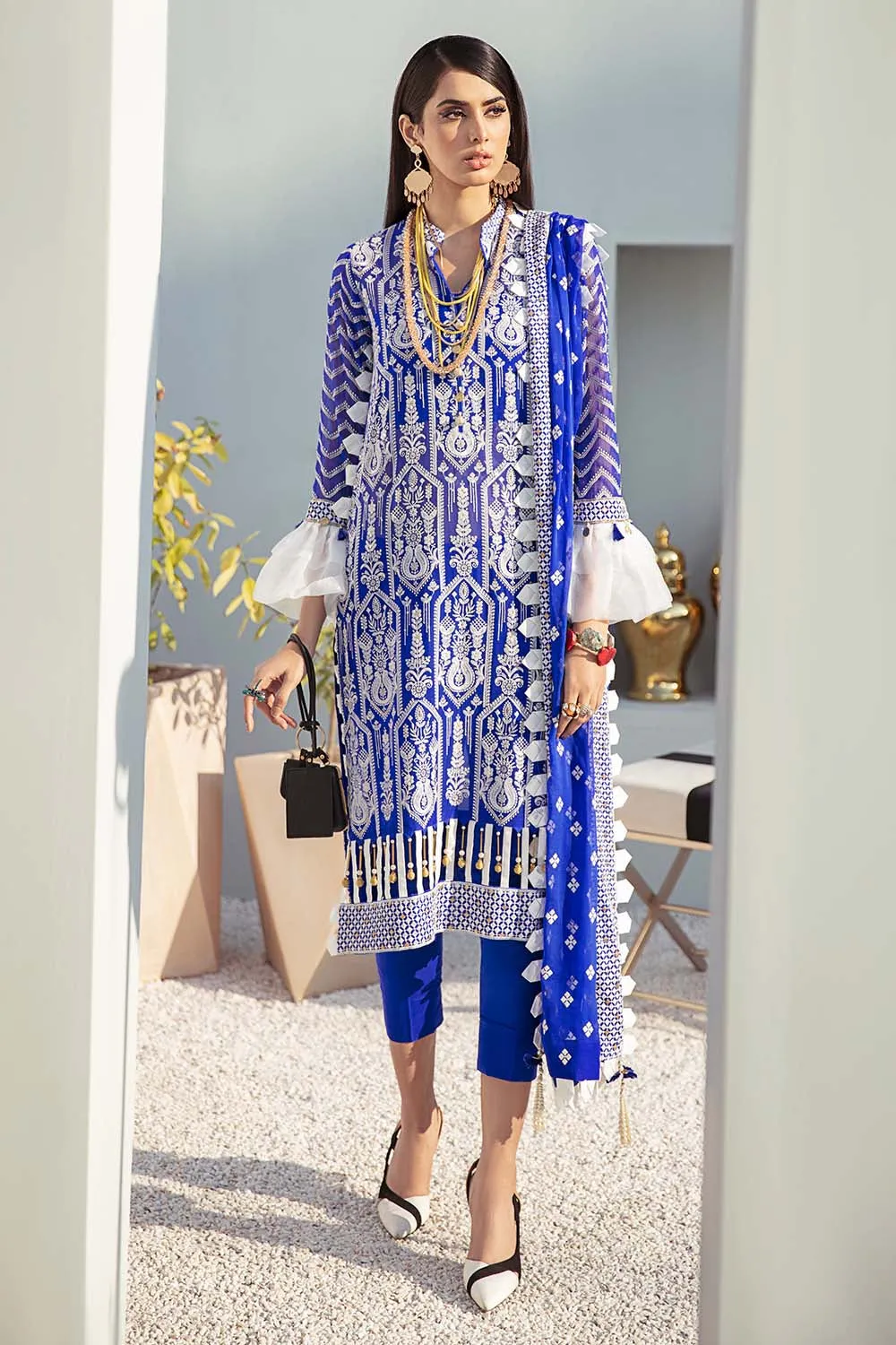 Gul Ahmed Summer Premium Lawn 2021 · 3PC Unstitched Chiffon Embroidered Suit LE-27