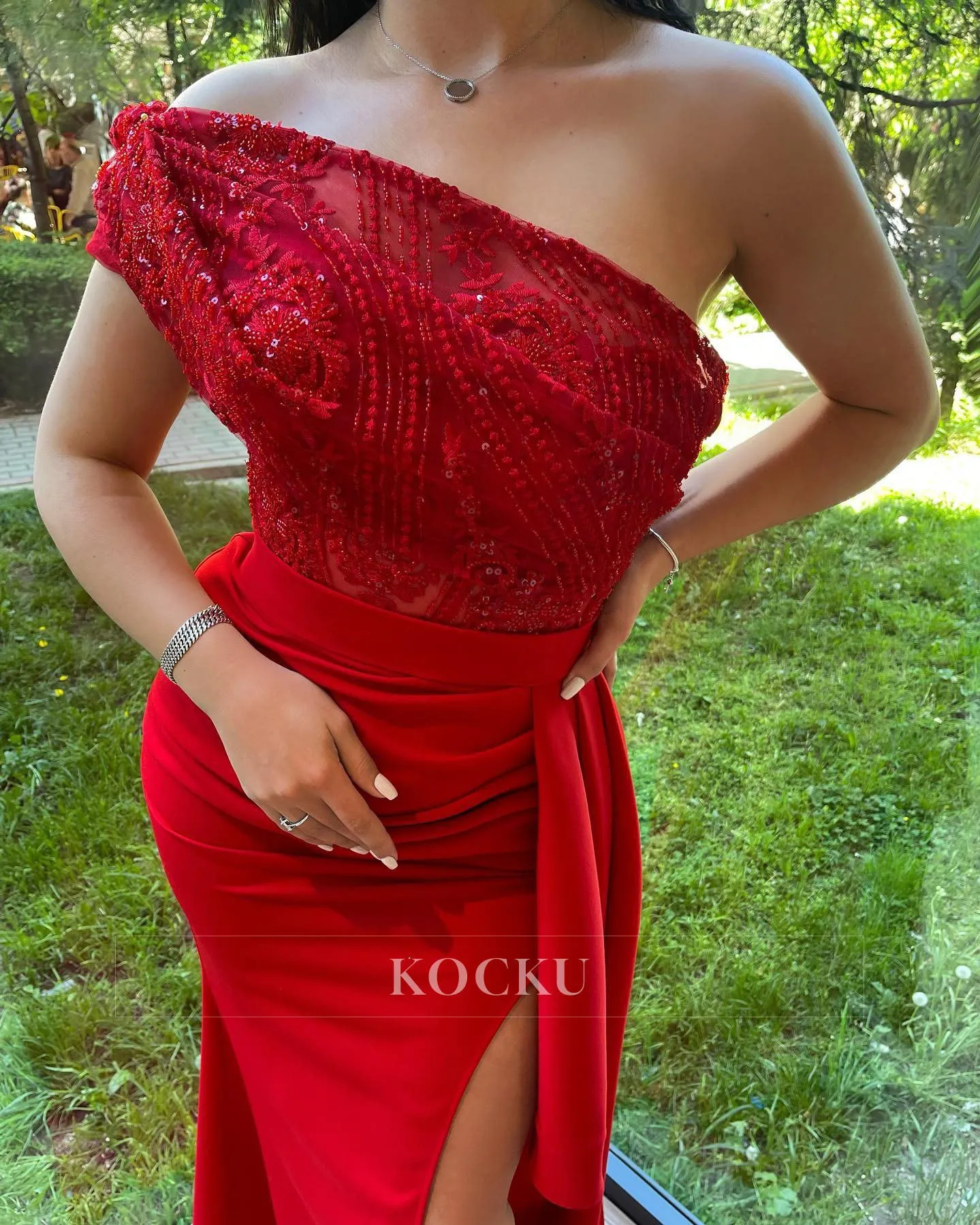 One Shoulder Tube Top Sleeveless Mermaid Prom Dress High Split Pleated Satin Evening Dress with Train