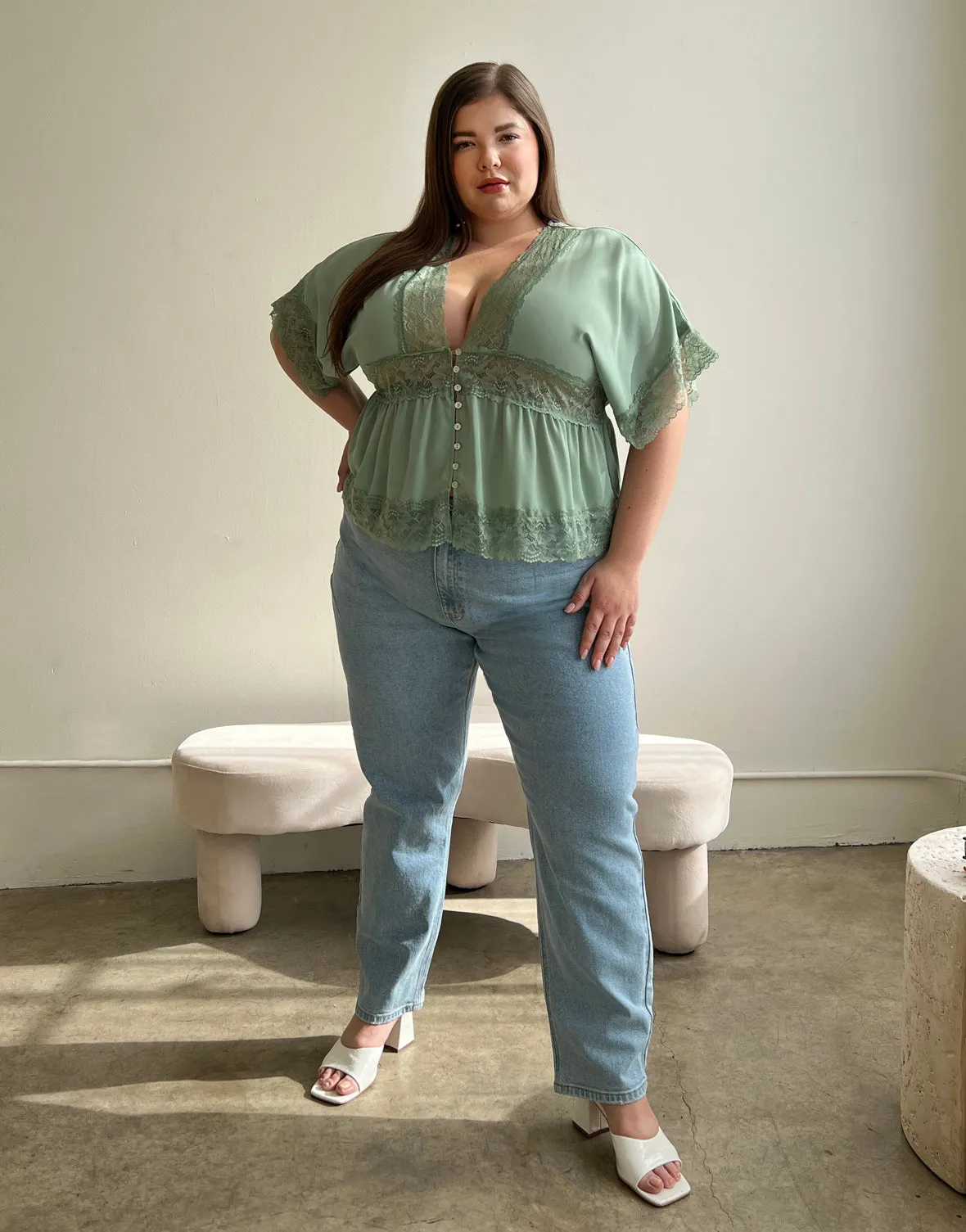 Plus Size Chiffon Lace Trim Blouse
